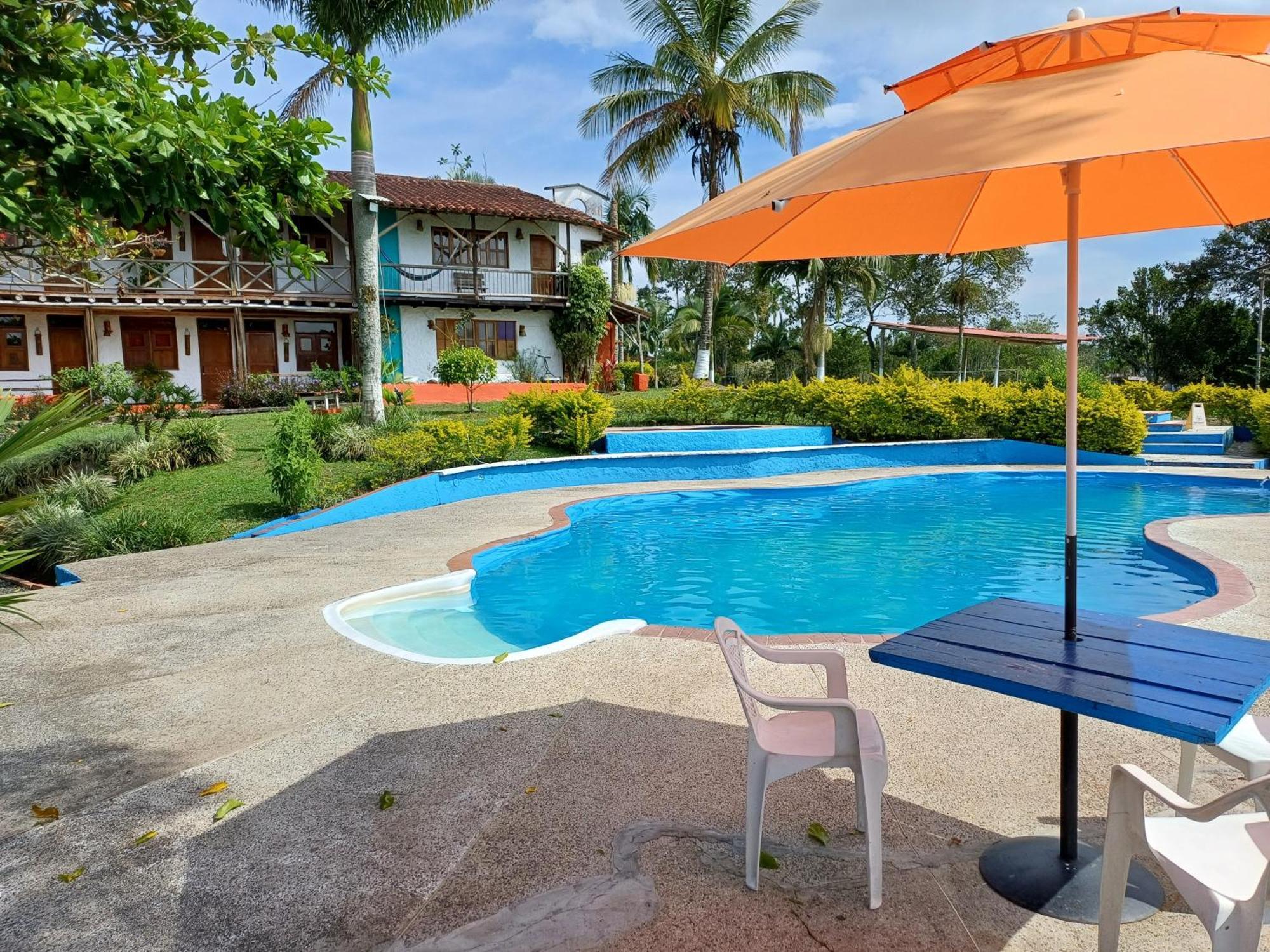 Finca Hotel Palmas Frente A Panaca Quimbaya Exteriér fotografie