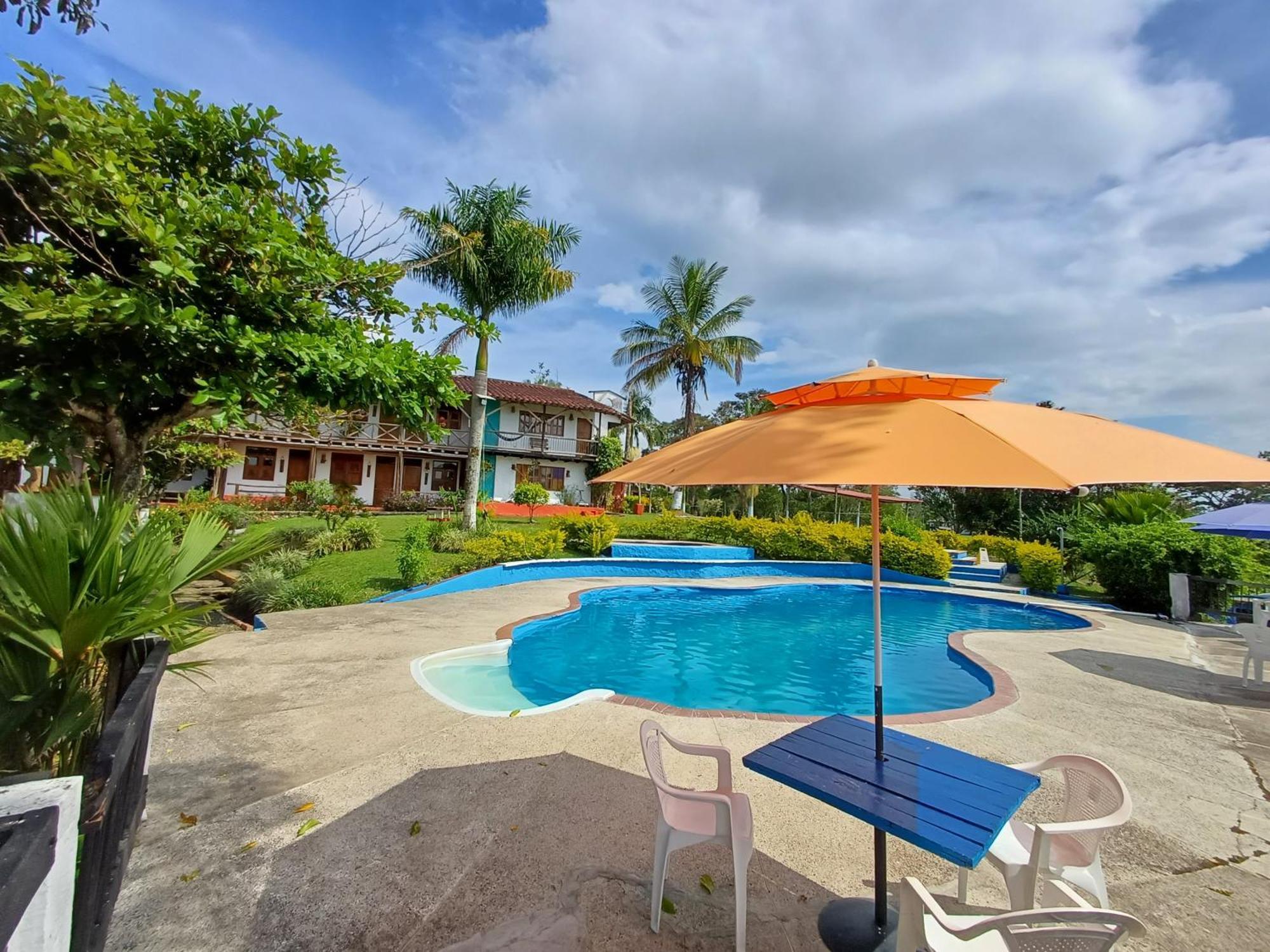 Finca Hotel Palmas Frente A Panaca Quimbaya Exteriér fotografie